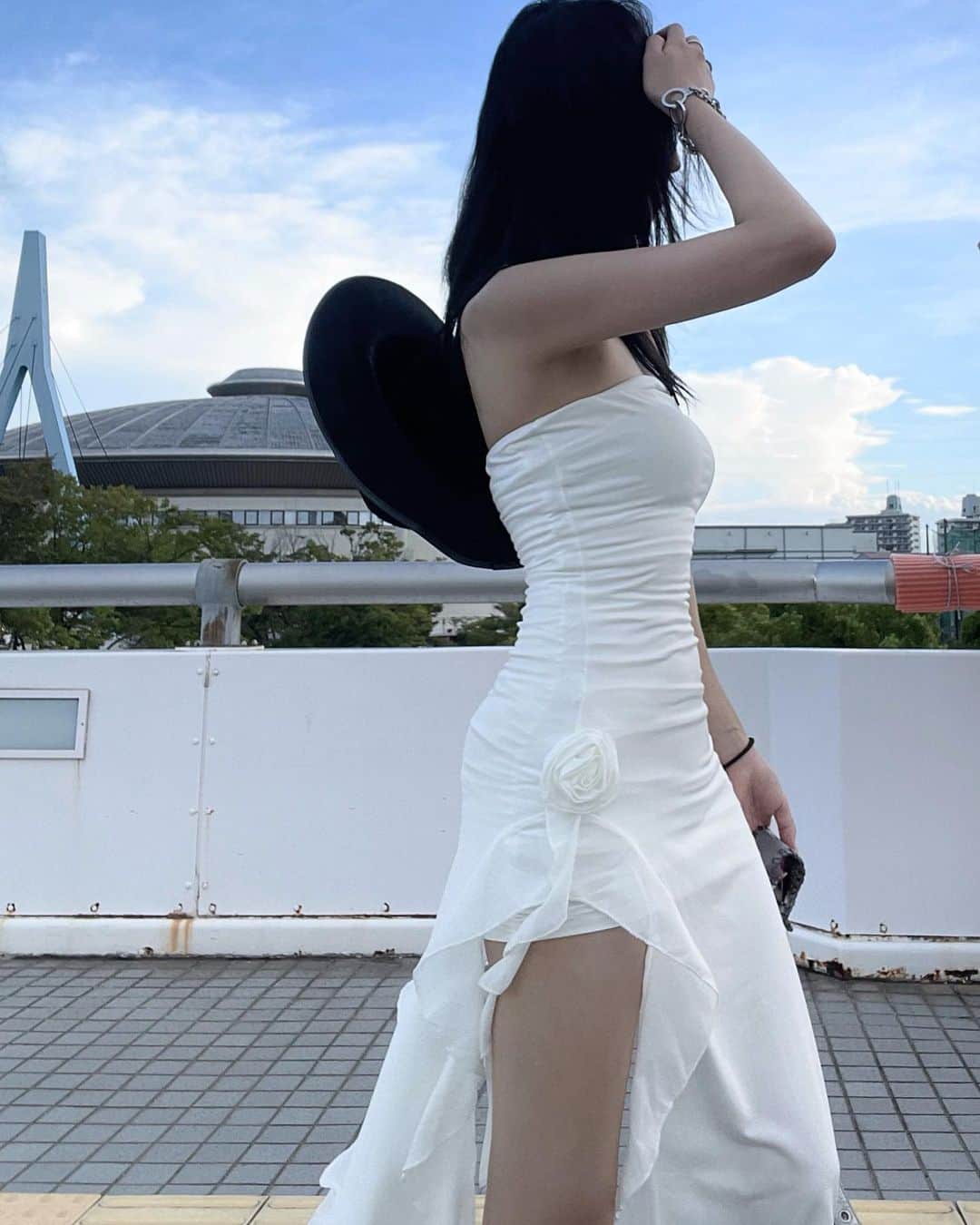 原涼香さんのインスタグラム写真 - (原涼香Instagram)「だーいすきな @le_sserafim ちゃん達を観に🖤 ちょー近くて本当にかわいすぎてかっこよすぎた(ᐡ ෆ  ̫ ෆ ᐡ) ㅤㅤㅤㅤㅤㅤㅤㅤㅤㅤㅤㅤㅤ絶対生でみたほうがいい！ ㅤㅤㅤㅤㅤㅤㅤㅤㅤㅤㅤㅤ ㅤㅤㅤㅤㅤㅤㅤㅤㅤㅤㅤㅤㅤ」8月25日 20時30分 - suzuka_hara