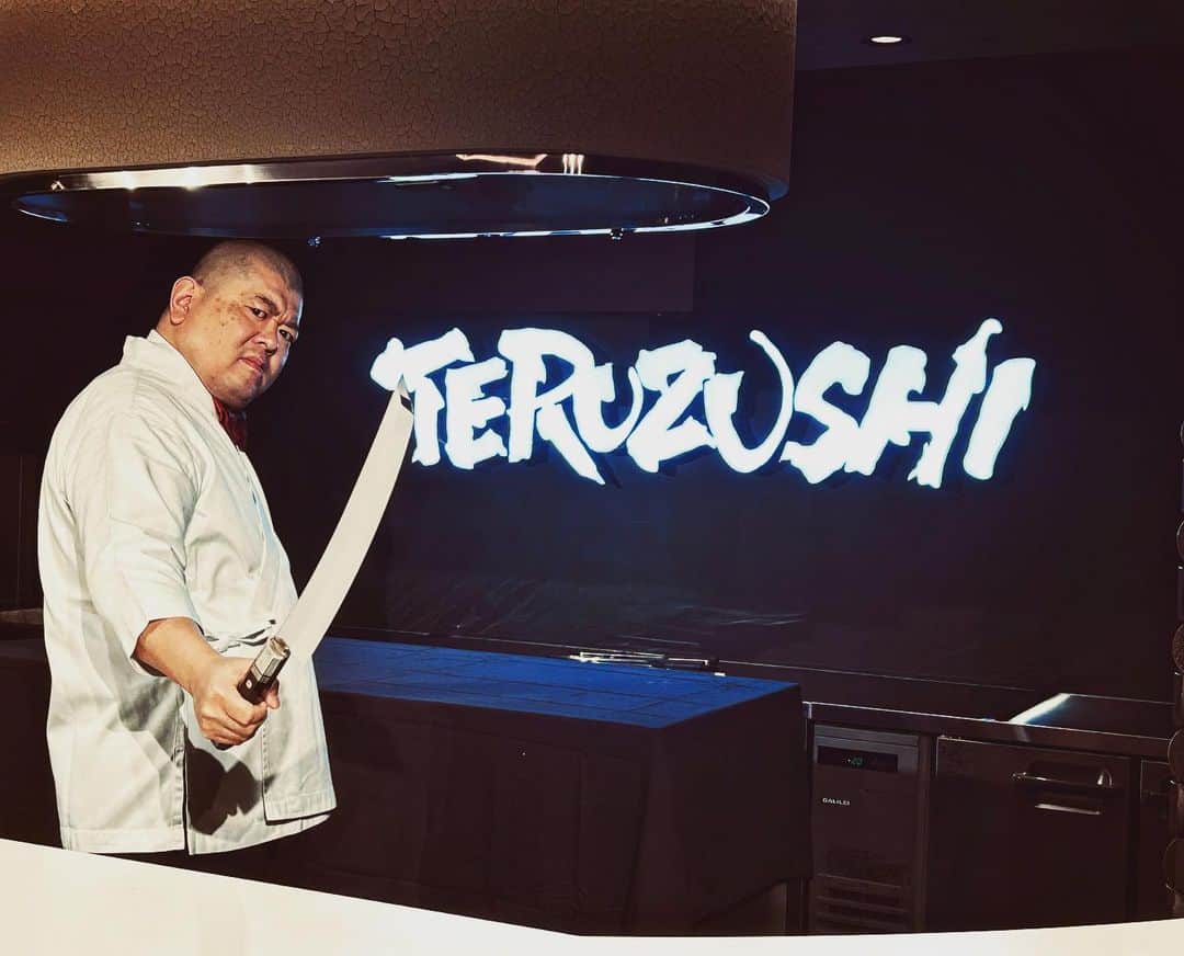  WATANABETAKAYOSHIのインスタグラム：「NEW ONE   THE TERUZUSHI  #tasty#dozo#terusushi #sushibae」