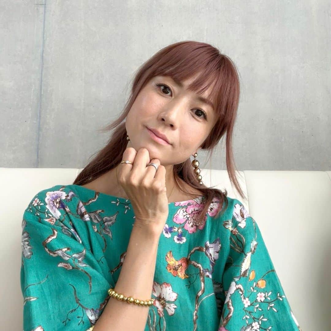 hitomiのインスタグラム
