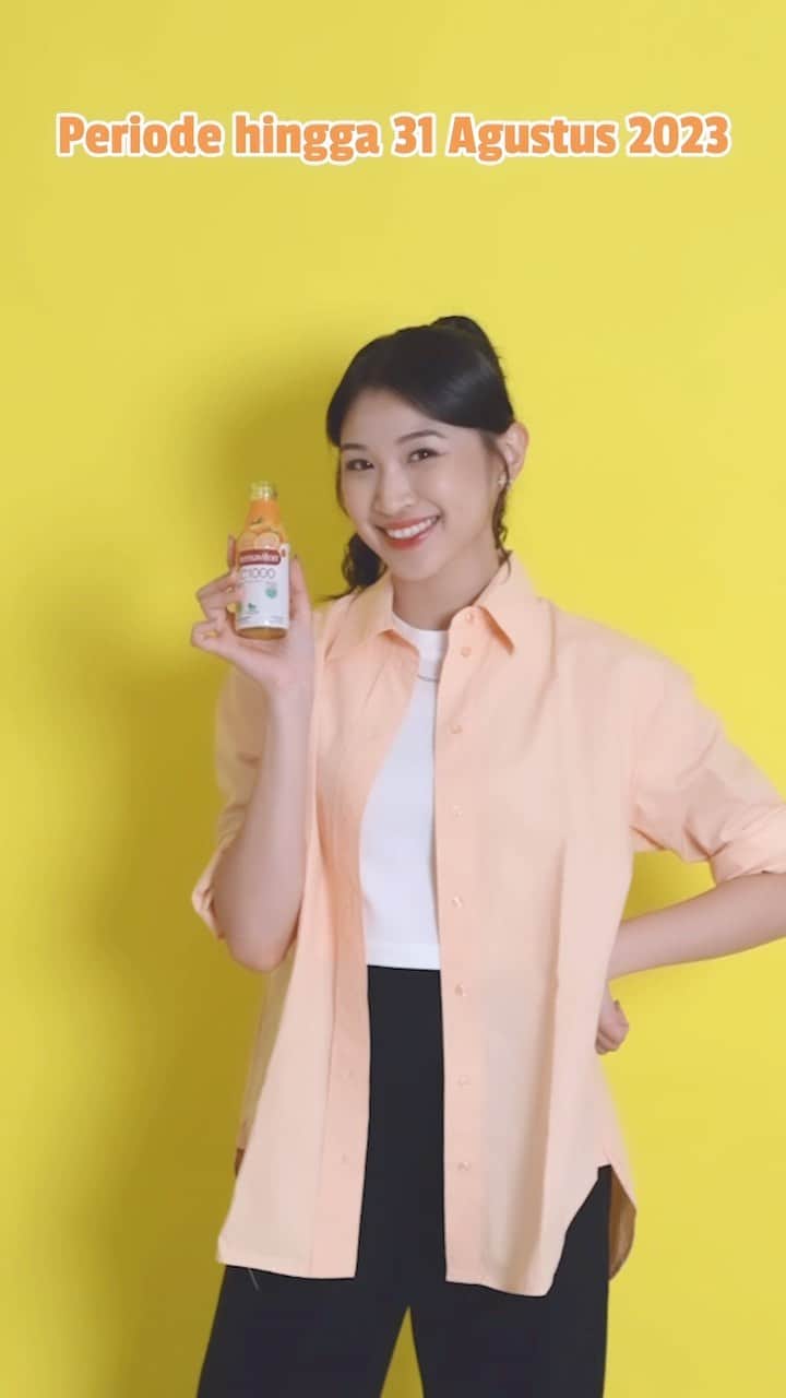 シャニ・インディラ・ナティオのインスタグラム：「Buat kalian semua khususnya yang ada di Surabaya, tau ga kalo kalian punya kesempatan buat ngedance bareng Pevita Pearce di hemaviton Fit & Health Festival, hari Sabtu 9 September 2023 di Grand City Surabaya! Gak hanya itu, ada juga hadiah dengan total JUTAAN RUPIAH loh!  Caranya tinggal ajak temen kalian buat ikutan #KPopDanceChallenge yaitu cover gerakannya yang ada di IG @hemavitonc1000, jangan lupa pakai sound & filter mereka juga. Lalu upload video kalian dan jangan lupa pakai hashtag #KPopDanceChallenge  Follow juga IG @hemaviton & @hemavitonc1000   Semangaaaat!! 🚀🚀🧡」