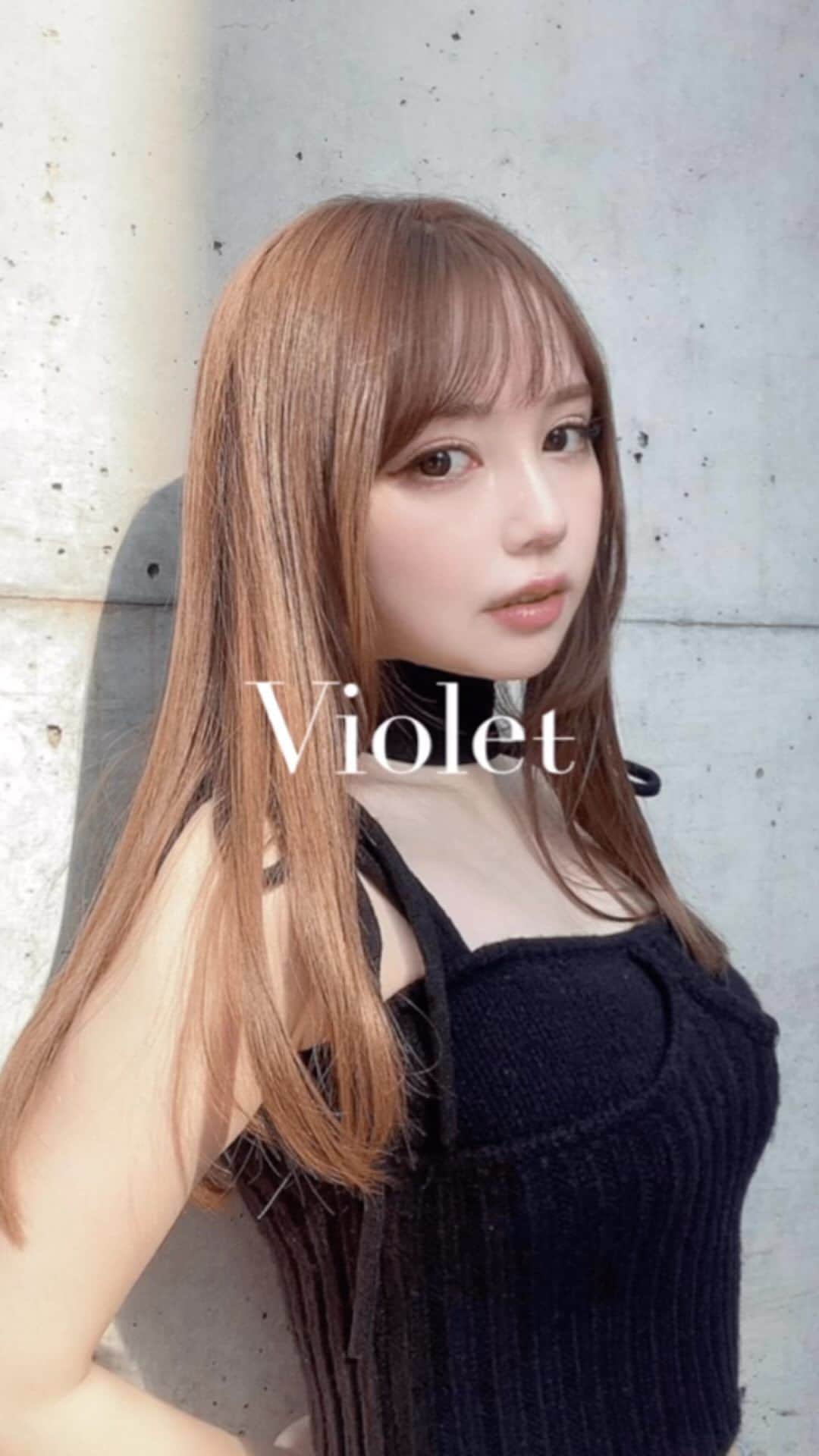前原穂高のインスタグラム：「手書きヘアスタイル詳細です🩶  まりあちゃんの髪型は常にオーダーがある👉🏻💗 ̖́-  #美容室Violet #艶感 #くびれ #外ハネ #コテ風パーマ #韓国ヘアー #髪質改善トリートメント #ヨシンモリ #外ハネパーマ #くびれセミディ #ウルフ #寒色系カラー #ふわミディ #シースルーバング #小顔カット #大人可愛い #ハイライト #前髪カット #斜めバング #かきあげバング #ほだかっと #ほだからー #前原穂高」