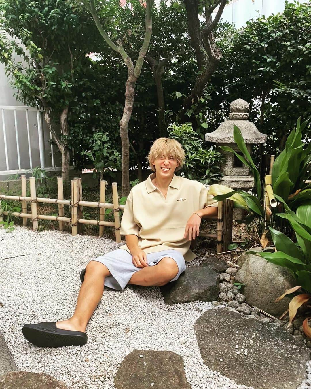 けすさんのインスタグラム写真 - (けすInstagram)「夏ラストのBBQがしたい🌞  andchillの新作8月30日リリースだからお楽しみに🌞」8月25日 19時04分 - kes_evisjap