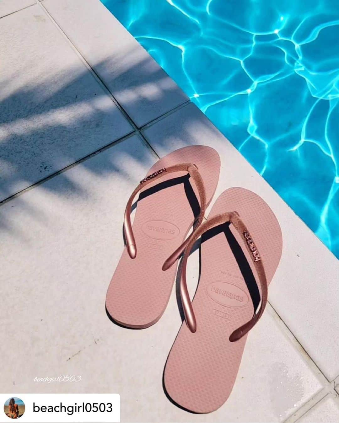 havaianas_japanさんのインスタグラム写真 - (havaianas_japanInstagram)「Posted @withregram • @beachgirl0503 .⁡ ⁡.⁡ ⁡.⁡ ⁡ ⁡.⁡.⁡ ⁡久々にビーサン新しくGET🩷⁡ ⁡@havaianas.japan ⁡ ⁡.⁡ ⁡.⁡ ⁡.⁡ ⁡.⁡ ⁡⁡くすみピンクが可愛くてお気に入り🤭︎‪💕⁡ ビーサンあるあるの鼻緒が痛くなることもないから⁡ ⁡ビーチじゃなくて街中でも履いてる😁✌️ ⁡⁡.⁡ ⁡.⁡ ⁡.⁡ ⁡.⁡ ⁡⁡.⁡ ⁡ビーサンといえばハワイアナス❣️⁡ ⁡是非チェックしてみてね🎶 ⁡⁡.⁡ .⁡ ⁡.⁡ ⁡.⁡ ⁡.⁡ ⁡.⁡ ⁡#PR #sea #beach #summer #snapme ⁡ ⁡#pool #favorite #havaianas⁡ #coach #bah ⁡#designedforafreelife ⁡ ⁡#ハワイアナス #ビーチサンダル #ビーサン #夏⁡ #おすすめ ⁡#ピンク #可愛い #お気に入り #海 #ビーチ⁡ ⁡#スナップミー #かごバッグ #ファッション #夏コーデ ⁡ ⁡#プール #置き画 #海好き #大人女子 #ビーチスタイル」8月25日 19時33分 - havaianas.japan