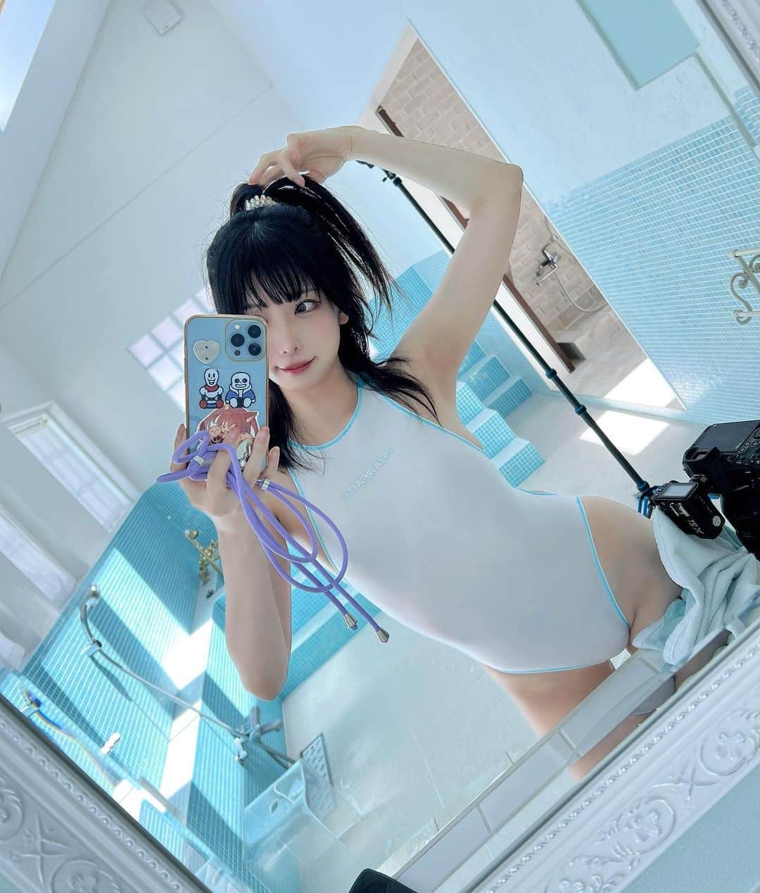misacoのインスタグラム：「白競泳の透明感✨ #cosplay #コスプレ #コスプレイヤー #cosplaygirls #selfie #gravure #競泳水着」