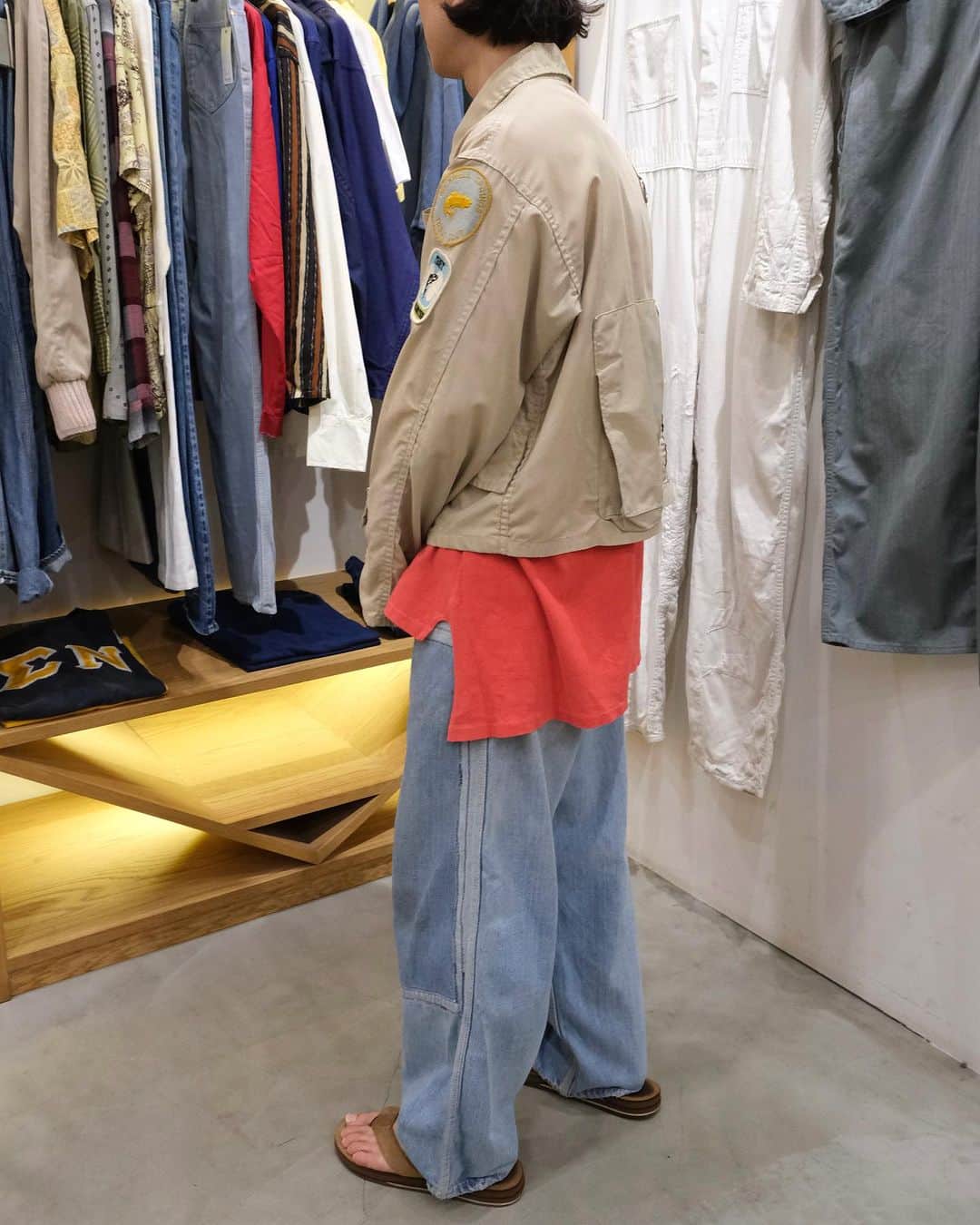 dracaenaさんのインスタグラム写真 - (dracaenaInstagram)「Men’s Recommend Item  fishing jacket ¥16,500-  80’s champion long sleeve tee ¥8,250-  60’s BIG MAC painter pants ¥36,300-  INSTAGRAM @dracaena_kichijoji  #Dracaena_Kichijoji #DracaenaKichijoji #DracaenaNorth  #dracaena  #VintageShop  #Vintage  #Kichijoji  #吉祥寺 #古着屋 #ドラセナ吉祥寺 #ドラセナ  #井の頭公園 #七井橋通り  #ヴィンテージショップ #ヴィンテージ #古着 #🇺🇸 #🇨🇦 #🇯🇵  #unitedstates  #canada  #buyingtrip」8月25日 19時42分 - dracaena_kichijoji