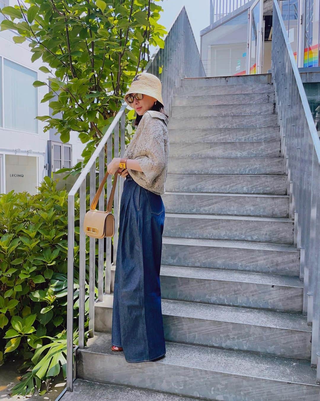 カオルコさんのインスタグラム写真 - (カオルコInstagram)「暑いけどいつもお出かけします。  #tokyo #lifestyle #fashion #casual  #今日のコーデ  @celine  @patou  @sea_japan  @hermes  @delvaux」8月25日 20時11分 - ka_ruk_