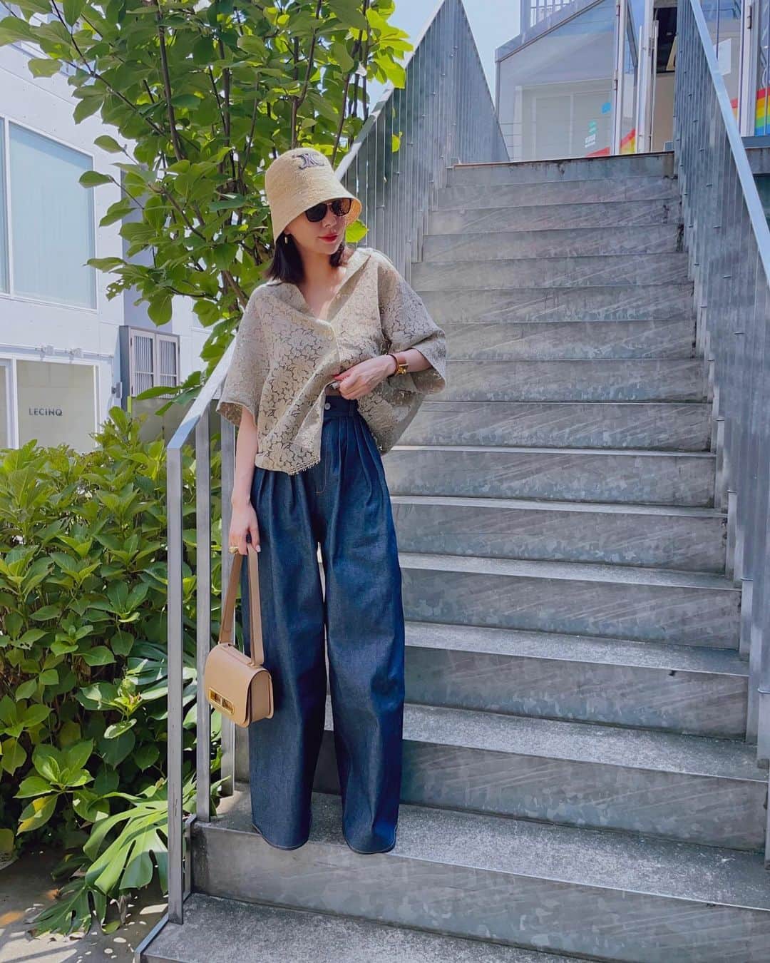 カオルコさんのインスタグラム写真 - (カオルコInstagram)「暑いけどいつもお出かけします。  #tokyo #lifestyle #fashion #casual  #今日のコーデ  @celine  @patou  @sea_japan  @hermes  @delvaux」8月25日 20時11分 - ka_ruk_
