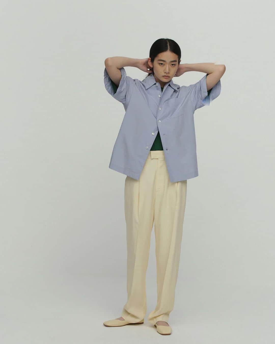 UNDECORATED MANのインスタグラム：「Summer Saleは後少しの間開催いたしますが、明日10AMからオンラインストアでは23秋冬コレクションがローンチ致します。  #undecorated #アンデコレイテッド」