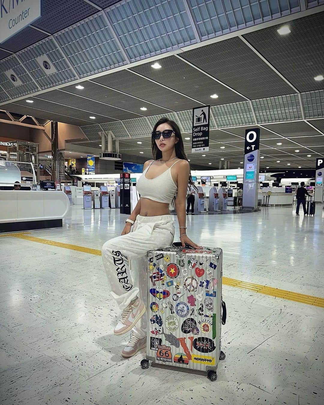 桃瀬とものインスタグラム：「いってきます✈️🌏29日に帰国します🇯🇵 #海外旅行 #旅行好きな人と繋がりたい #旅行 #trip」