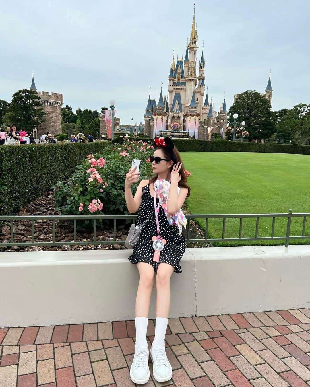 のインスタグラム：「ㅤㅤㅤㅤㅤㅤㅤㅤㅤㅤㅤㅤㅤ 🐭💋💋」