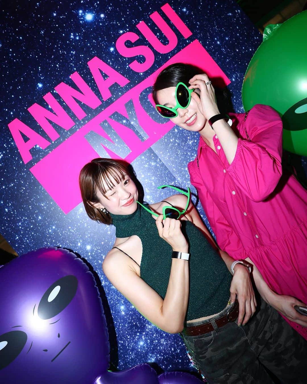 井田彩花のインスタグラム：「@annasuinyc 🗼💕 ANNA SUI NYC 2023/FALL & WINTER “EXHIBITION & PARTY" 楽しかったぁ♡ ポイントメイクお気に入りっ🦋  #annasui #annasuijapan #annasuinyc」