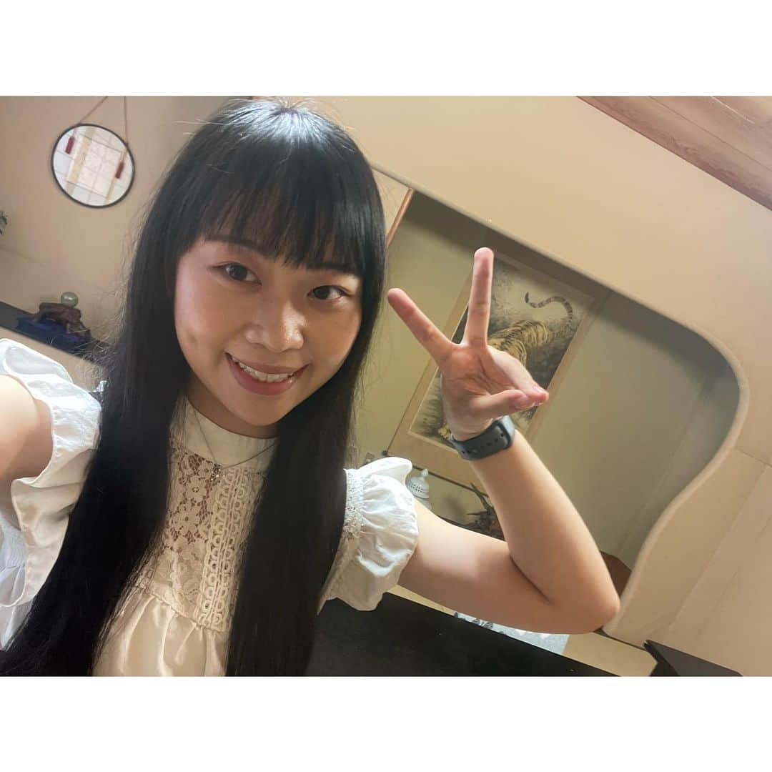 RIONのインスタグラム：「今日は、とある会で歌と演奏のお仕事をさせて頂きました！ お世話になりました😌💞  明日のステージも頑張ってきます！ そしていよいよ！#レノファ 甲府戦⚽️🔥  いろいろドキドキ、、 楽しんで頑張るぞい！！！そいやっ！！！ . .  #拡散希望RTお願いします #拡散希望RT #RION #リリース #拡散希望RT #音大生 #Dearest  #Remember  #エレクトーン  #hikari  #音楽ユニット　 #Libraryconcert #山口県 #周南市  #徳山駅 #徳山駅前図書館　 #山口タレント図鑑　 #シンガーソングライター　 #弾き語り  #エレクトーン弾き語り #フォローお願いします #バイオリン #ピアノ  #レノファ #renofa  #レノ丸 #レノ丸かわいい  #Jリーグ #サッカー」