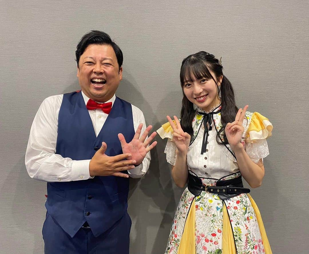 ボールボーイ佐竹のインスタグラム：「今日は STU48今村美月個人ファンクラブイベント 『ファンミーティングin HIROSHIMA vol.1』 のアシスタントMCをさせて頂きました。  イベント中、 初めて客席に降りてファンの皆さんと盛り上がったのですが、 めちゃくちゃ楽しかったです😊 またぜひよろしくお願いします！  ありがとうございました😊 またぜひ！  #STU48 #今村美月  #ファンミーティング #ふぁんみちゅ #ボールボーイ佐竹」