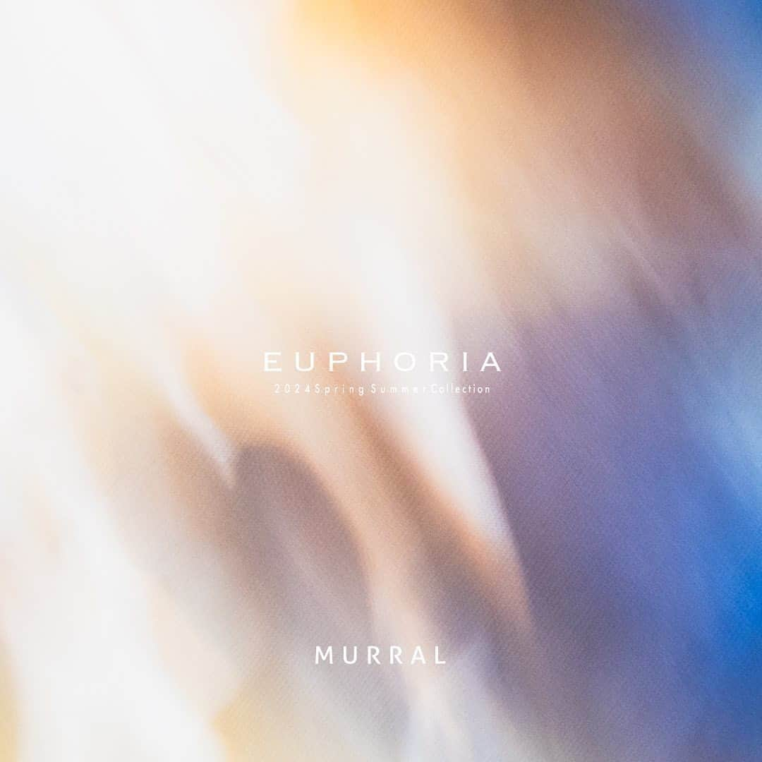 M U R R A Lのインスタグラム：「2024 Spring Summer Collection RUMWAY SHOW  " EUPHORIA " Wednesday,30th August 2023 20:00- (Show time)  私たちが選び 私たちが願いを託した花  蕾はあふれんばかりの光と雨を浴びて  またあの花が咲く頃にはどうか 終わらない夢の続きを  #24SS #EUPHORIA #murral_runway」