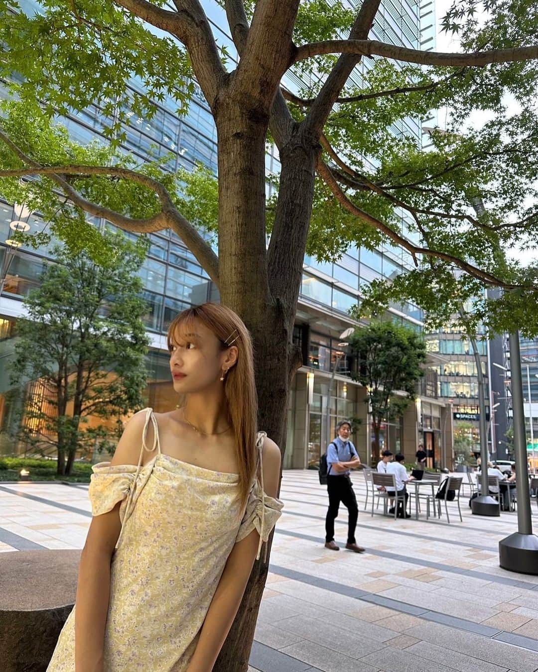 横川ミナのインスタグラム：「半袖焼けしすぎじゃない？💁🏾‍♀️」