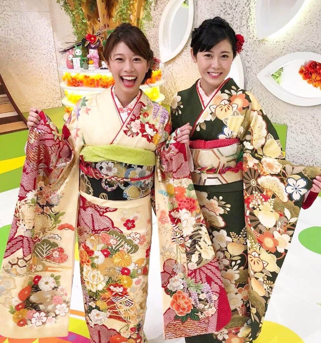 河谷麻瑚さんのインスタグラム写真 - (河谷麻瑚Instagram)「.  石川テレビ時代の元同期アナウンサー😍　 加藤愛ちゃん✌️💕　 久しぶりにランチしました！　 　 石川テレビに同期入社して、　 今はそれぞれ地元でプロ野球の仕事して、、、　 人生ってオモロイな〜て話をしました🥹💕　 　 昨日のMBSラジオ・EXトラでも、　 愛ちゃんのこと少し話しています😍笑　 是非radikoタイムフリーで聞いてください☺️💖　 　  2枚目は2018年正月🎍　 リフレッシュで着物をきたときのもの😆若い🫰　 　 #石川テレビ#同期#久しぶりに同期メンバーに会いたい💕」8月25日 21時58分 - makokawatani