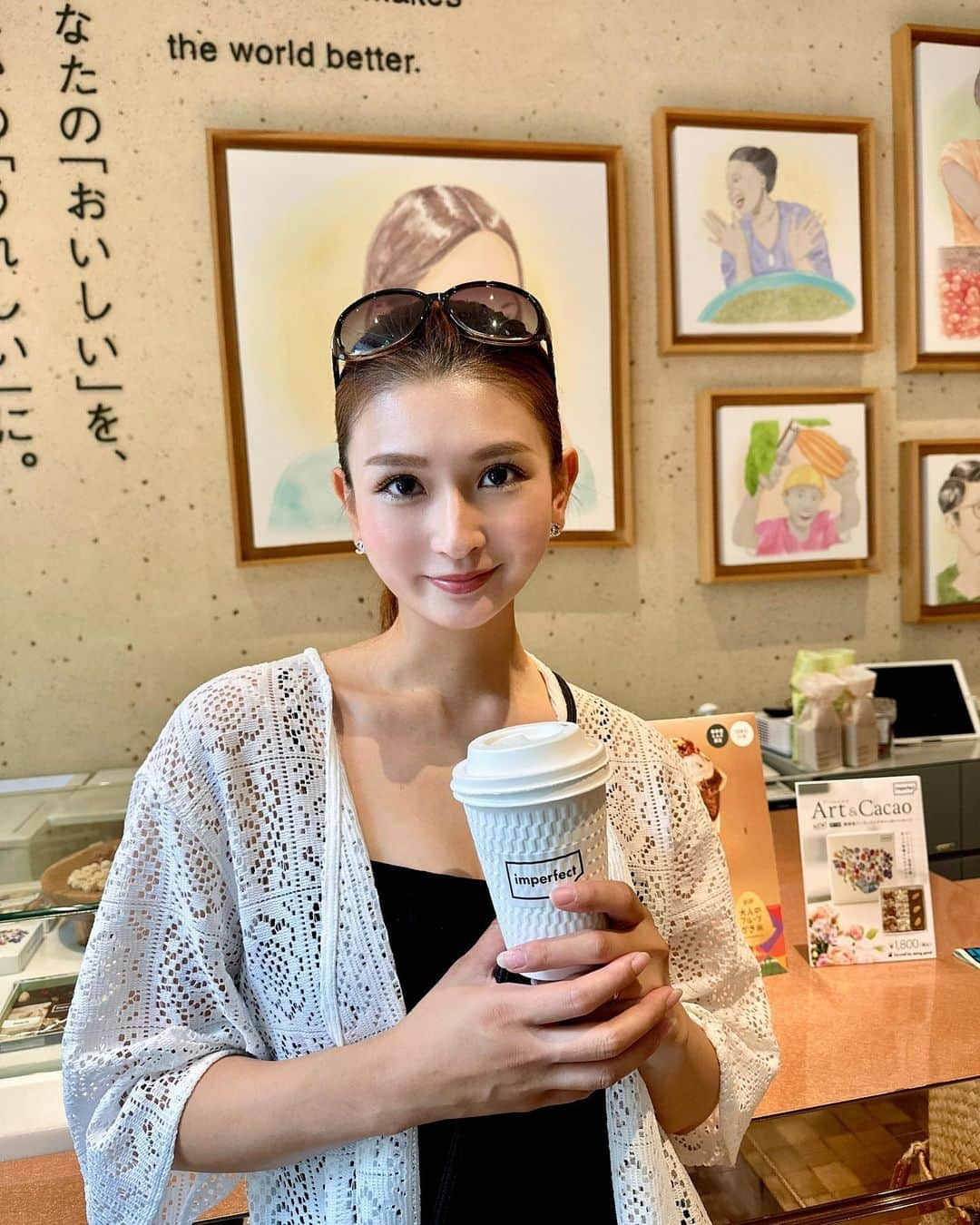 まあみのインスタグラム：「. . 表参道ヒルズ imperfect表参道でカフェ🌼  気になっていた 三層チーズケーキ🍰🥺 国産ごまを使用、国内の農家をサポートの 白いスイーツ🤍🤍🤍  とろける食感、濃厚な味わいです🫶 めちゃくちゃ美味しかった😋  最近テレビ・雑誌等でも 多く取り上げられています🎂  @imperfect_store_japan @misako_saeki  📍渋谷区神宮前4丁目12-10 表参道ヒルズ同潤館1F 発売期間7/28～10月末頃 営業時間11:00 ~ 20:00  . . 是非チェックしてみて下さい🕊️ . . #pr #インフルエンサーワークス #インパーフェクト #imperfect表参道 #サステナブル #エシカル #インパーフェクト表参道 #白いヒミツ#国産白ごま」