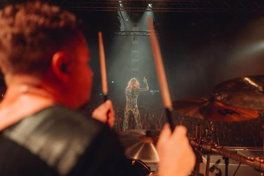 Tokio Hotelのインスタグラム：「Thank you Bochum! ❤️ 📸 @leonschlesselmann」