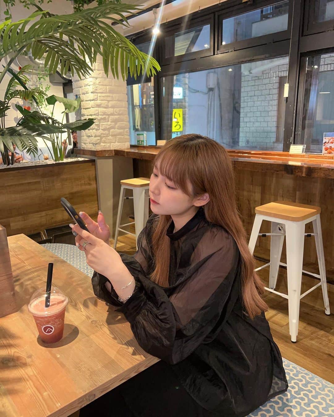 栞麗のインスタグラム：「大人っぽい日☺️」