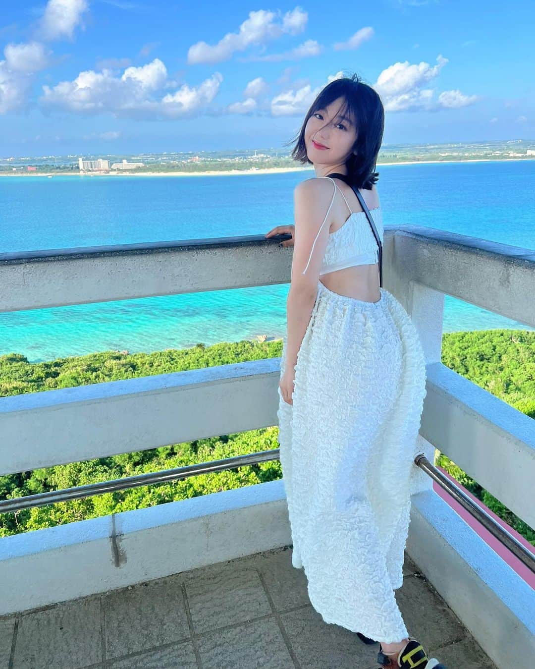 峯岸みなみさんのインスタグラム写真 - (峯岸みなみInstagram)「もうちょびっとだけ宮古島投稿付き合ってくれるかな？🌺」8月25日 22時31分 - minegishi_31chan