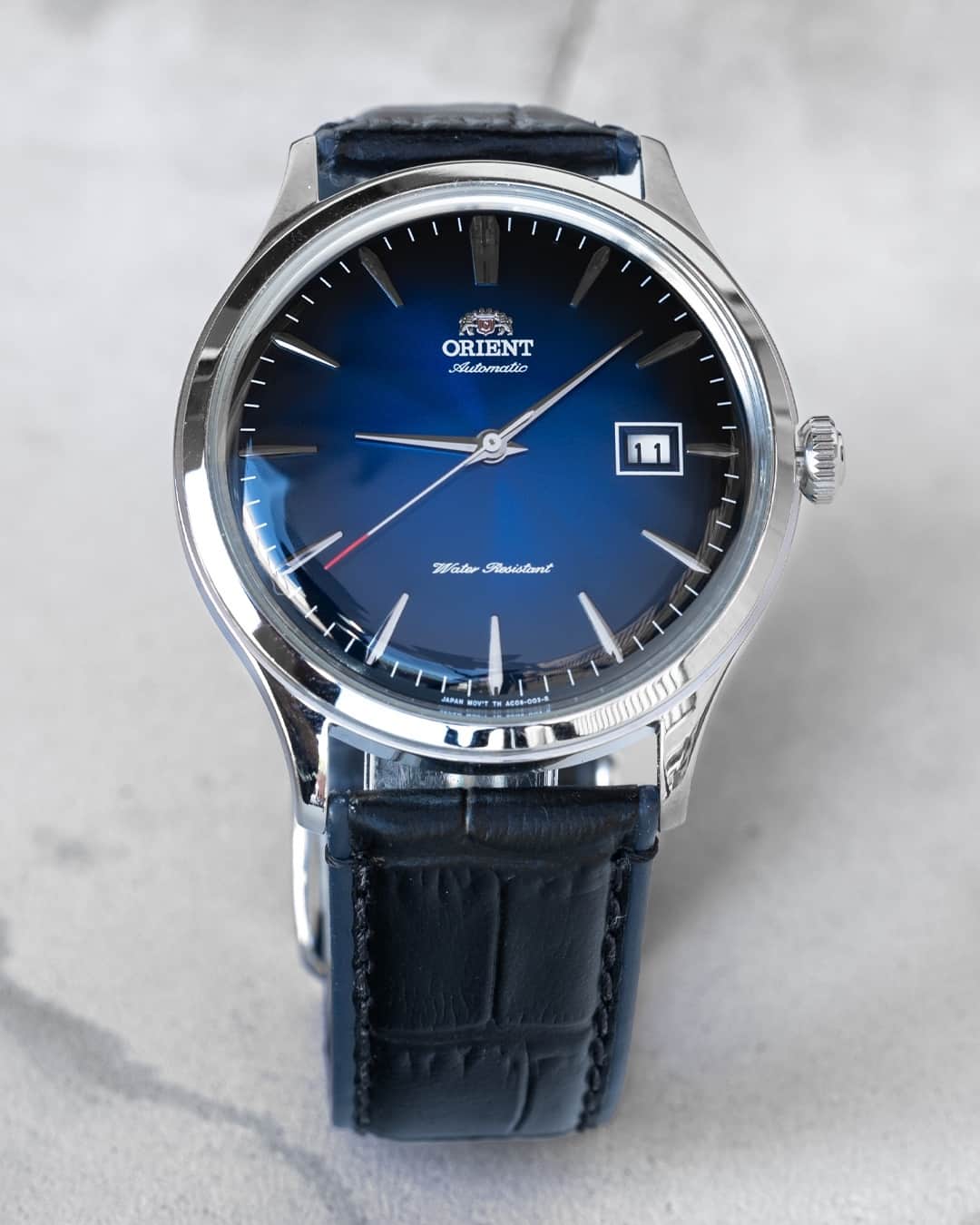 Orient Watchさんのインスタグラム写真 - (Orient WatchInstagram)「The subtle gradation on the blue/black ombre dial is something is something to behold.⁠ ⁠ Model: FAC08004D0」8月25日 23時00分 - orientwatch