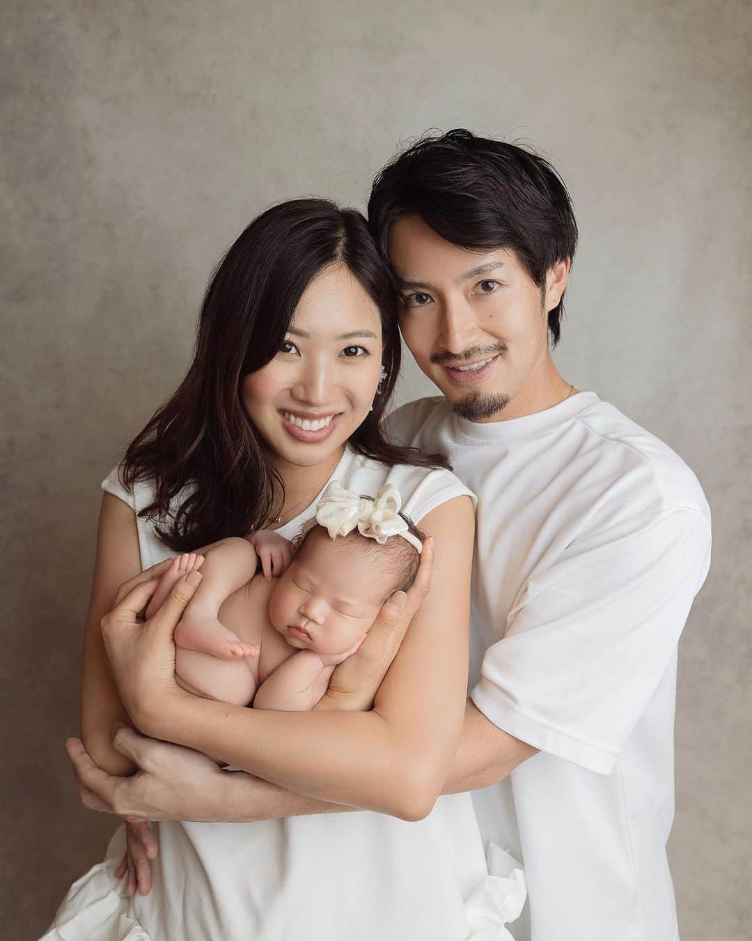 SAEKAさんのインスタグラム写真 - (SAEKAInstagram)「生まれる前から 生まれた時から この先も一生 ずっとずっと宝物♡  LOVE FAMILY  #family #lovemybaby」8月25日 23時18分 - saeka0220