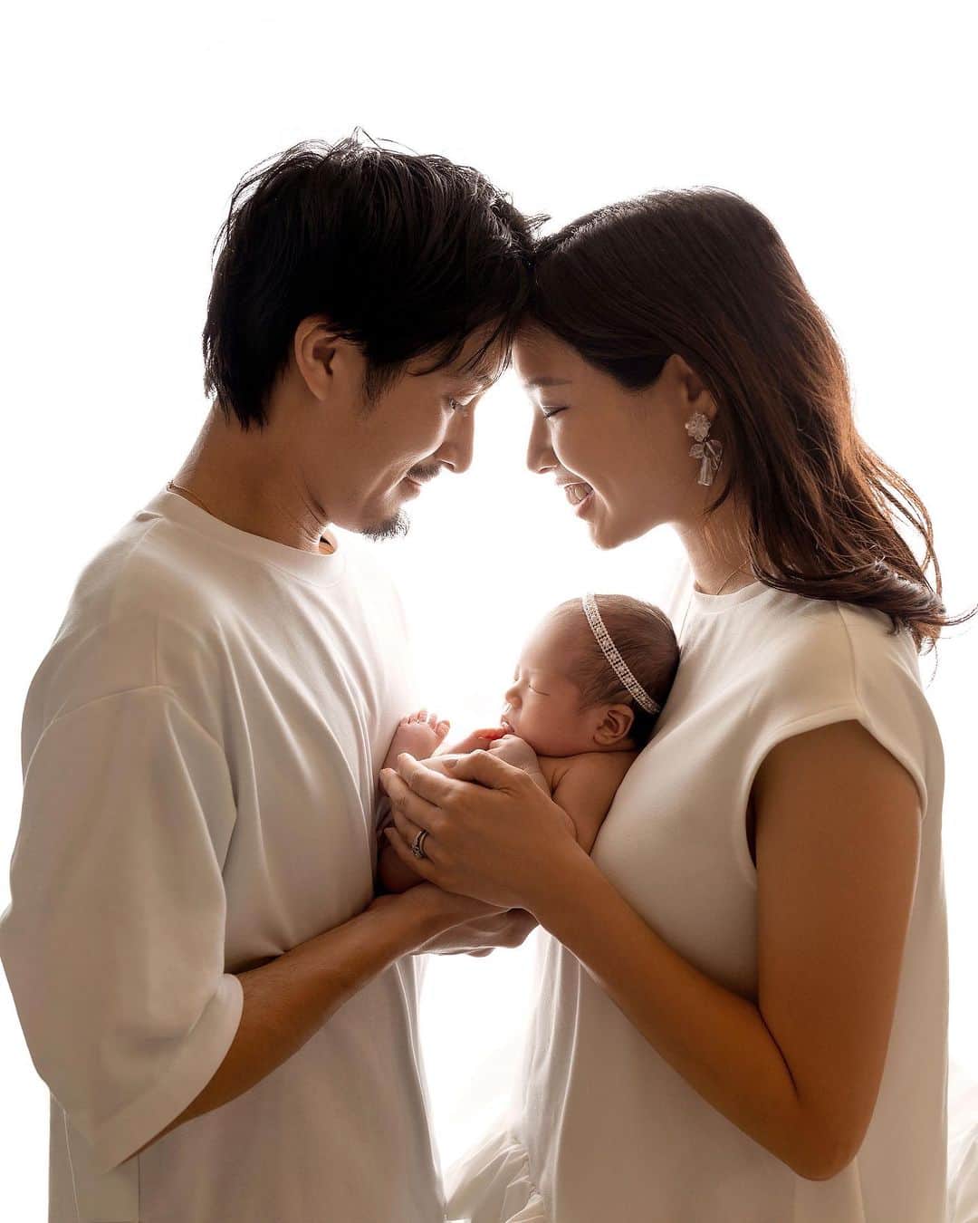 SAEKAさんのインスタグラム写真 - (SAEKAInstagram)「生まれる前から 生まれた時から この先も一生 ずっとずっと宝物♡  LOVE FAMILY  #family #lovemybaby」8月25日 23時18分 - saeka0220