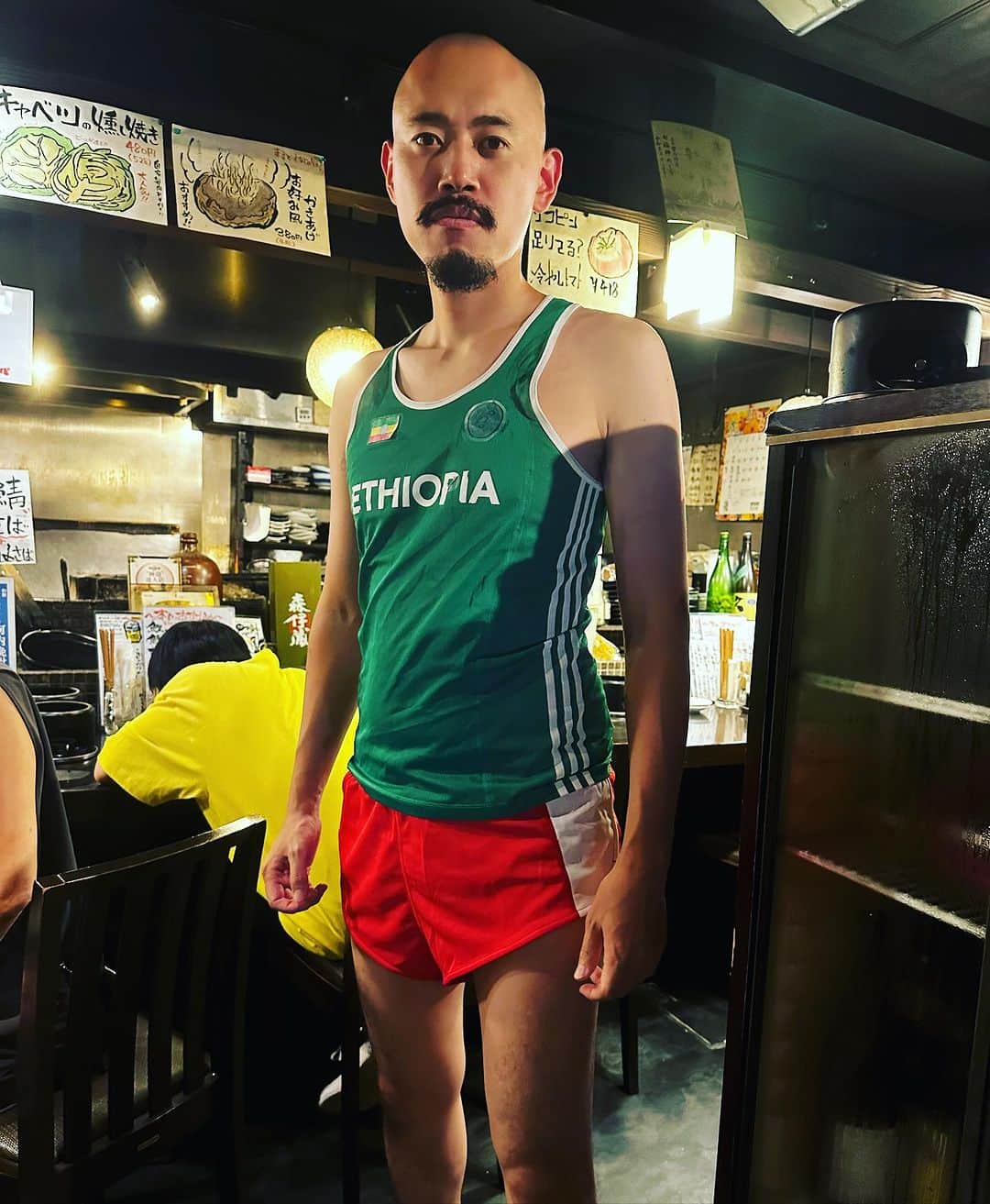 マッコイ斉藤のインスタグラム：「エチオピア🇪🇹代表の方も 準備してます。」