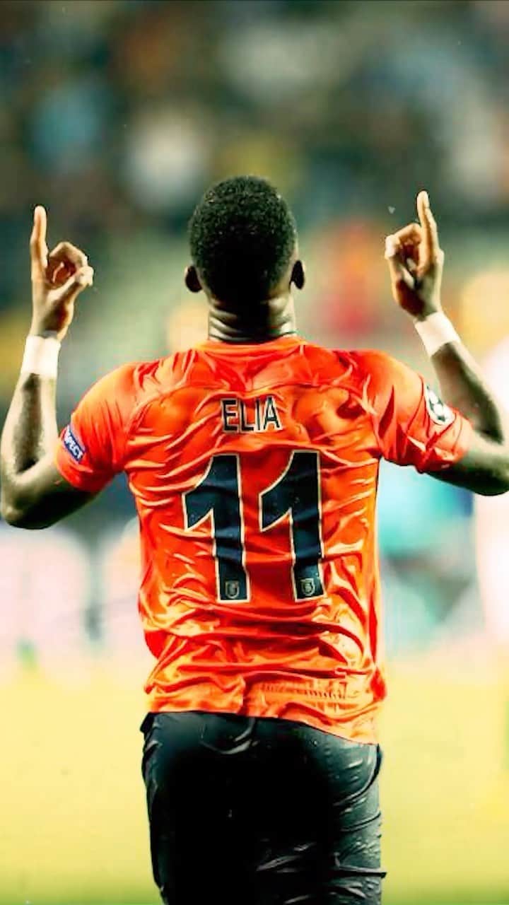 エルイェロ・エリアのインスタグラム：「“I write my own story. This is my debut.” Eljero Elia for BALR. Autumn/Winter 2023 Collection.」