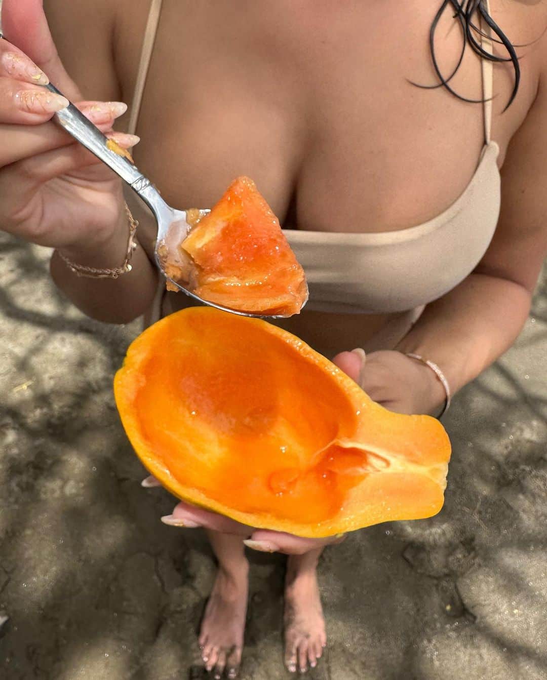 アナ・チエリのインスタグラム：「✨ happiness ✨」