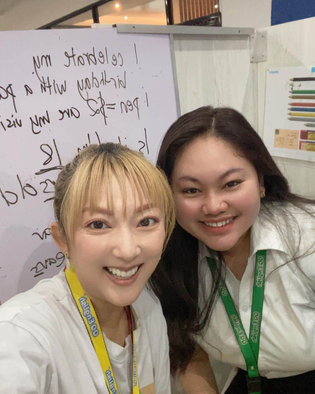 山田まりやさんのインスタグラム写真 - (山田まりやInstagram)「♡  @qqenglish_ryugaku の 校長先生はなんと！！！  #須藤元気 さん @sudogenki ‼️😆✨  共通の知り合いの方々から 須藤さんの素晴らしいお人柄を伺っていて ずっとお話ししたかったので セブ島でタイミングが合い お会いできて凄くうれしかったです🥹🇵🇭✨  須藤校長は すでに英語ペラペラなのに 1日6〜8レッスンも受けられていてビックリ‼️✨  英語学習のコツを丁寧に ご教授いただけましたので これからも頑張るぞー😆😆🌈  申込の際に備考欄に キャンペーンコード:QQ山田 で入学金150ドルが無料になります！ 留学にチャレンジしたい✨ させてあげたい✨皆様ぜひ💗  #留学 #海外留学 #フィリピン留学 #語学留学 #英語学習 #英会話 #セブ島 #セブ島留学 #短期留学 #QQenglish #itpark #cebu #toeic #留学生活 #フィリピン #Philippines #夏休み留学 #親子留学 #夏季留学」8月25日 23時54分 - mariya.yamada