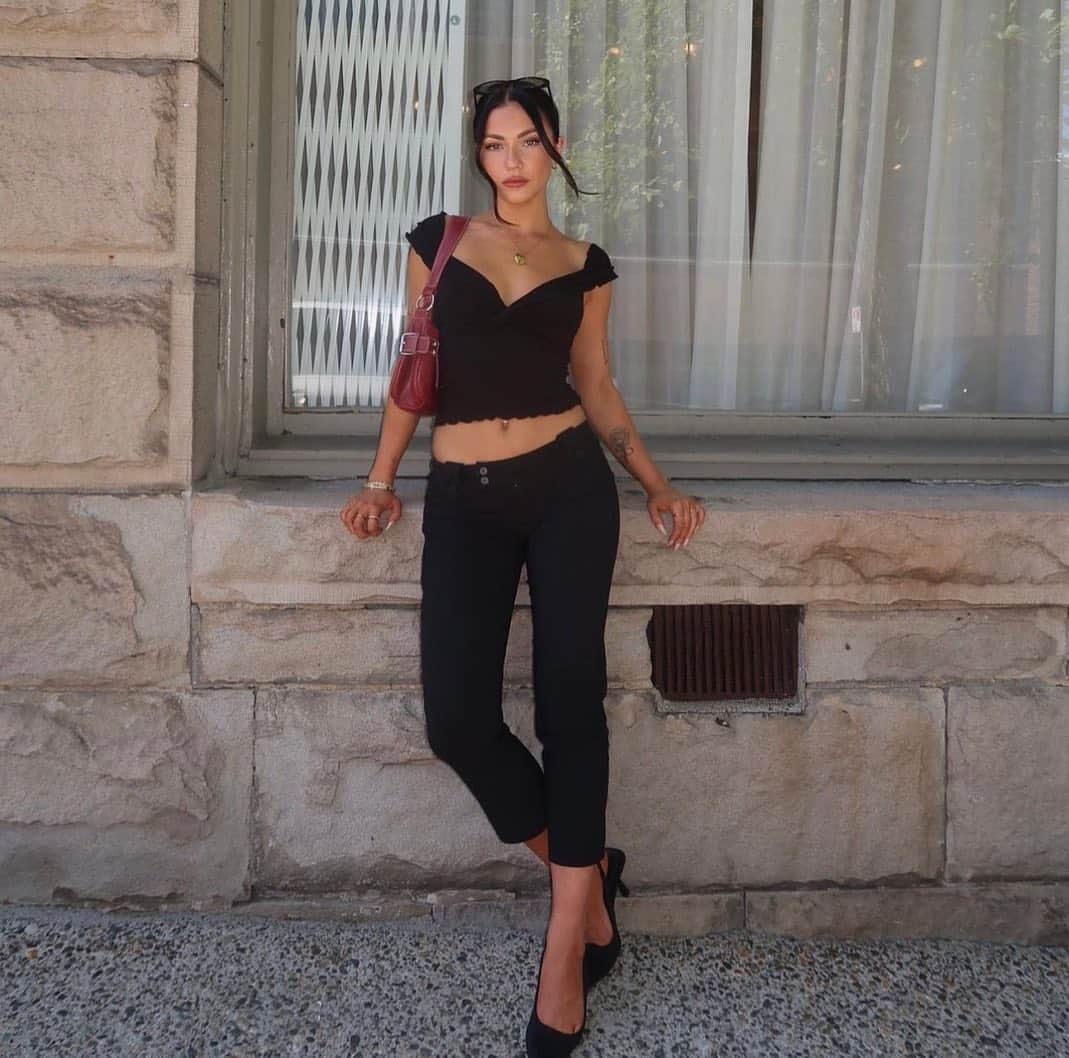 tiger Mistのインスタグラム：「Soon to be sold out… Shop the Denali Top + Kittie Capri. ❥ Online now!」