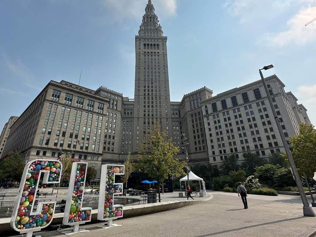 二宮真琴さんのインスタグラム写真 - (二宮真琴Instagram)「☆ . 📍Cleveland,OH🇺🇸 . 初めてのクリーブランドは 好みのグルメを見つけられず🙅‍♀️ . #cleveland #ohaio  . #エディオン #EDION #紅菱住建 #ダイヤホーム #サタケ #babolat #バボラ #NBテニスガーデン #tennisplayer #テニス #テニス女子 #ダブルス #二宮真琴」8月26日 9時53分 - makoto_5_tennis