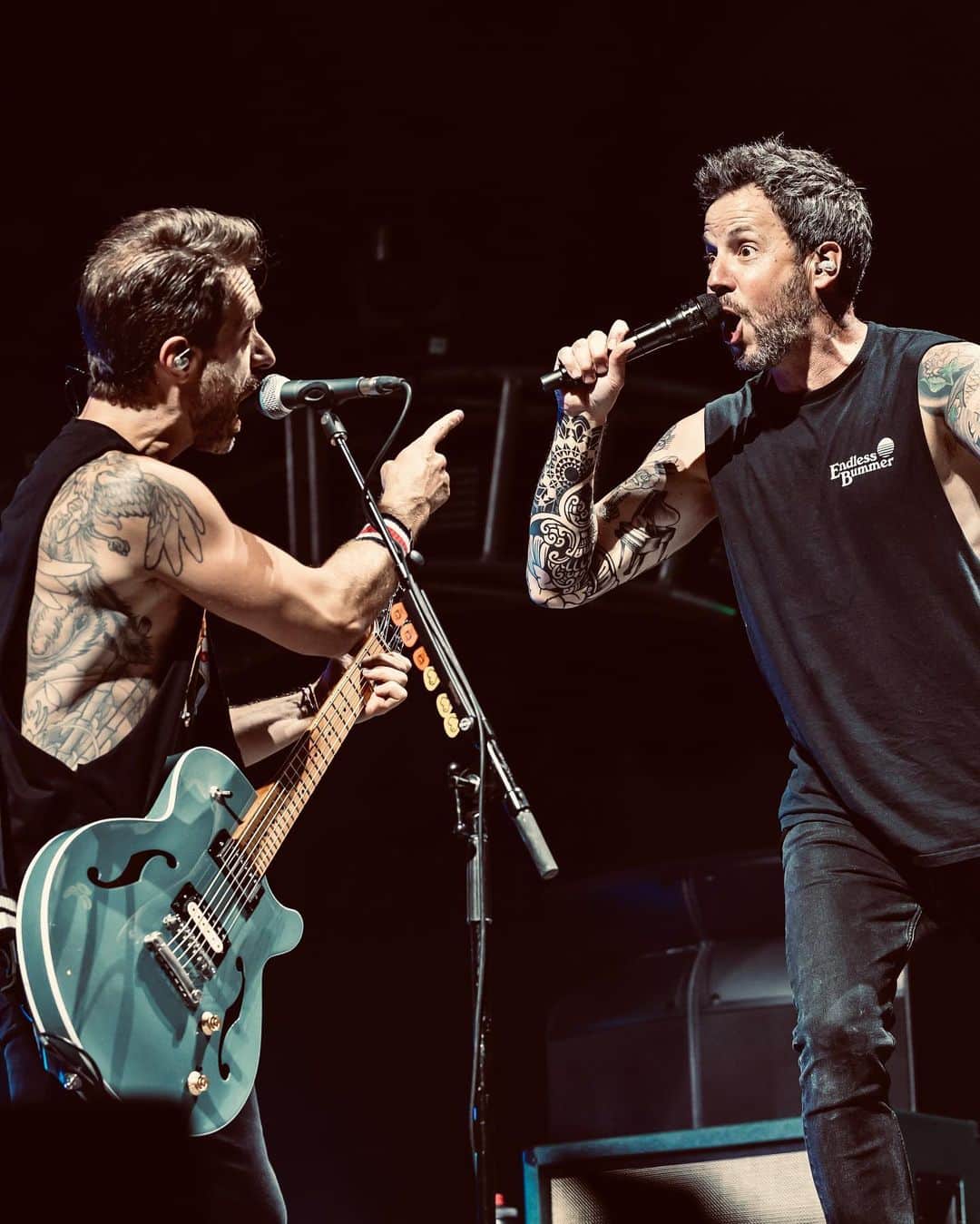 ピエール・ブーヴィエのインスタグラム：「Caption this.  📸 @mark_lomoglio_photo」