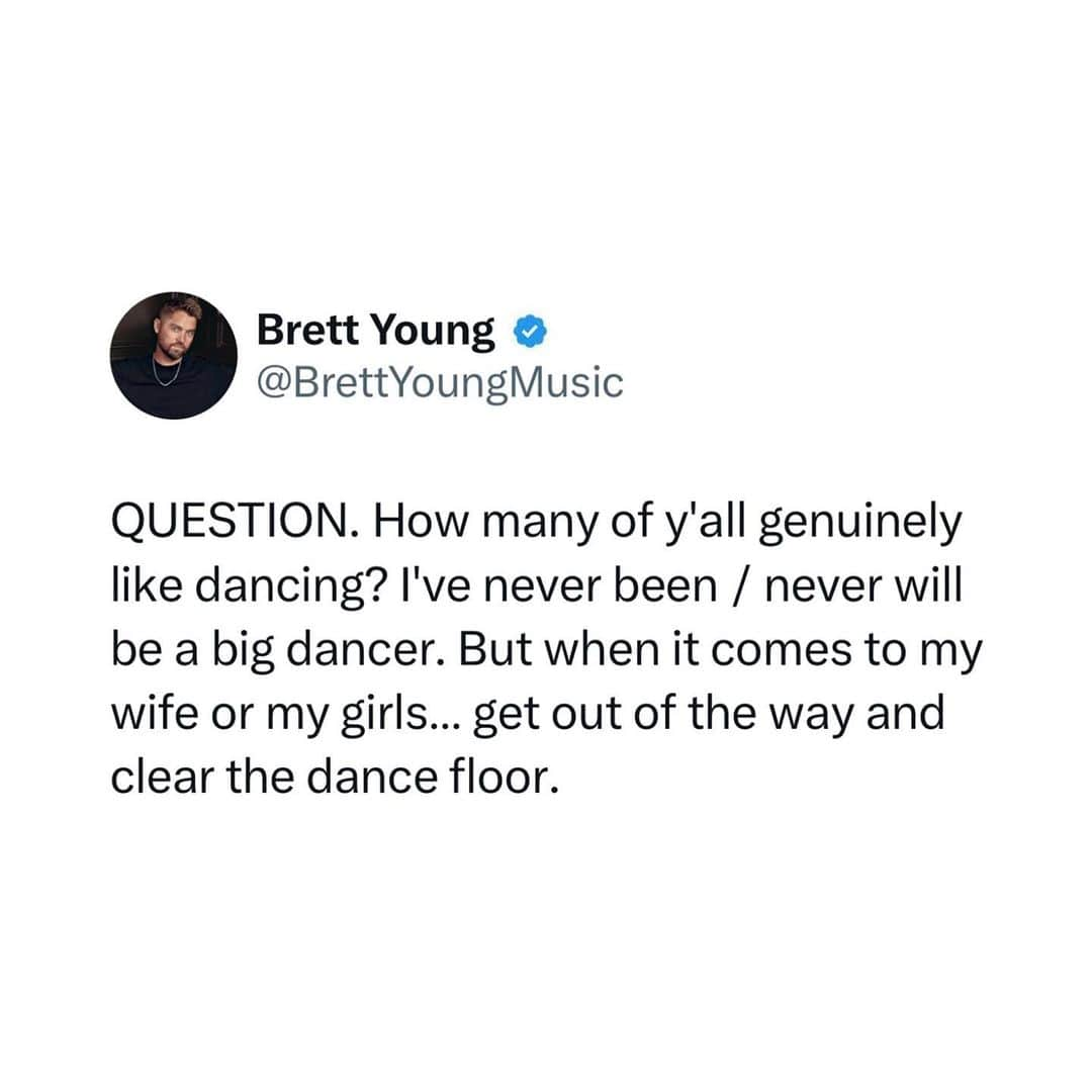 ブルット・ヤングのインスタグラム：「Anyone else? // #dancewithyou」