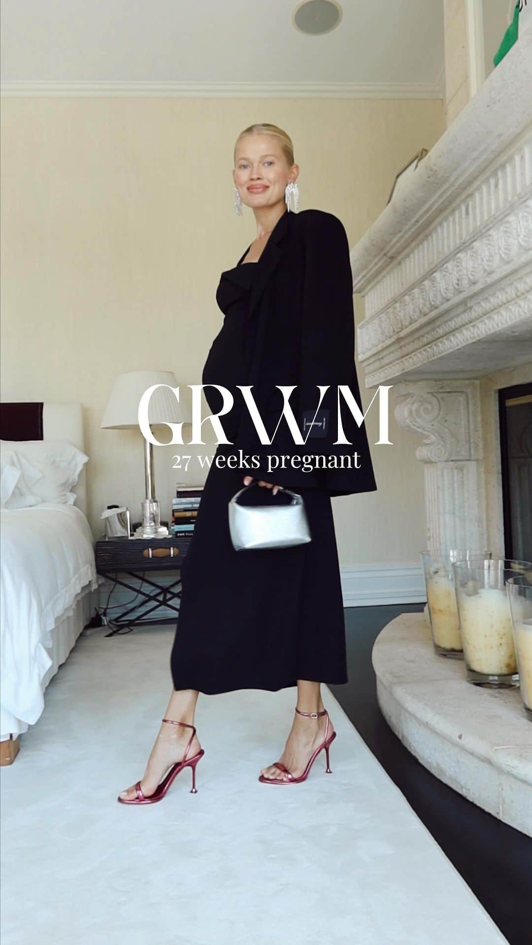 ヴィタ・シドルキナのインスタグラム：「GRWM  dinner look “27 weeks pregnant “ 🖤 Everything linked in “August 🔗” story highlights   #grwm #revolve #vitasidorkina #vitasidorkinastyle #bumpstyle #pregnancyfashion」