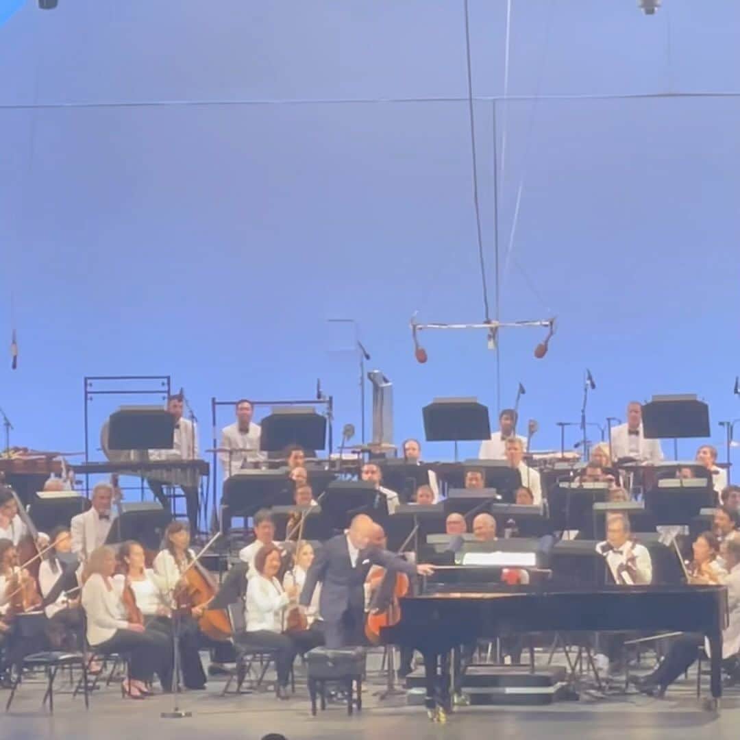 久石譲のインスタグラム：「Totoro encore with @laphil at the Hollywood Bowl with 17,500 friends!」