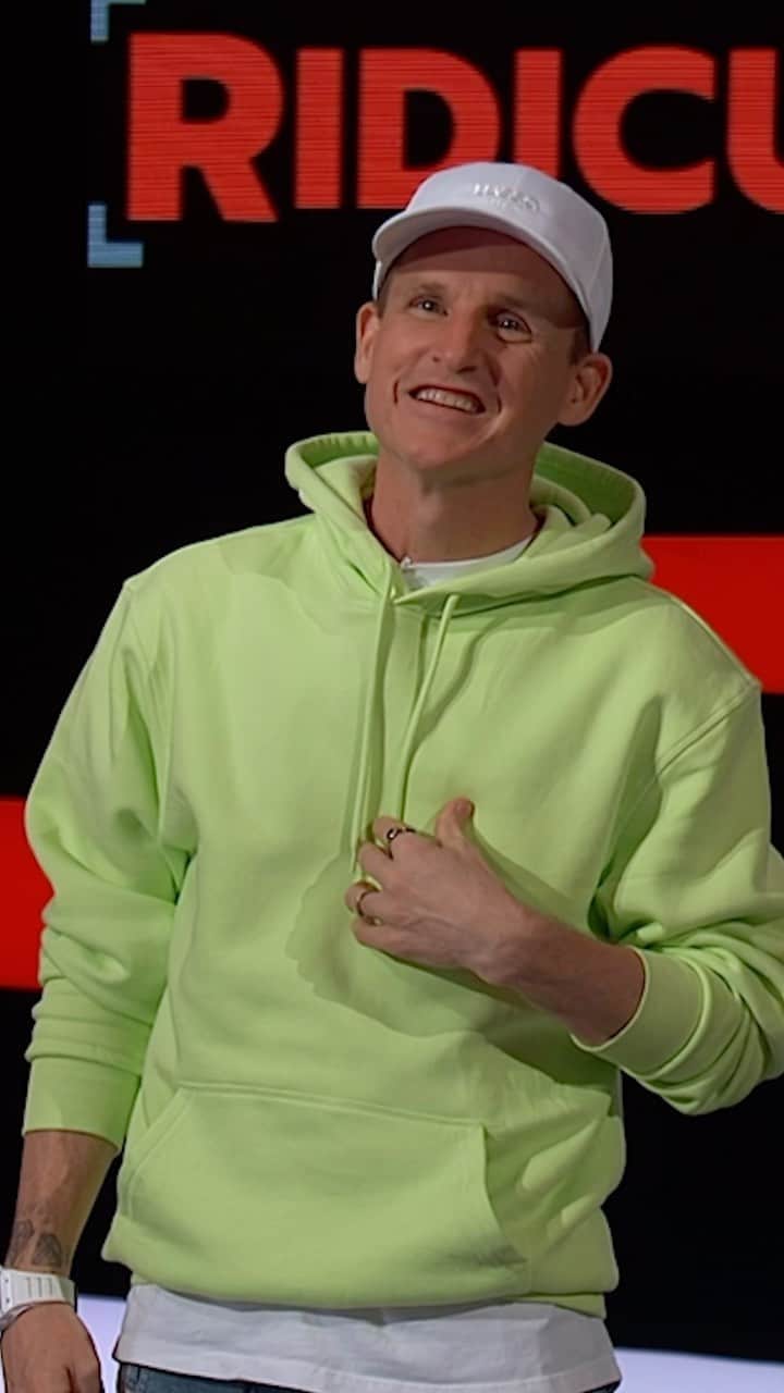 ロブ・ディアデックのインスタグラム：「Theft protection 101: lesson #1 is live and breath by Home Alone 📼☝️ Catch new #Ridiculousness tonight at 8/7c on @MTV」