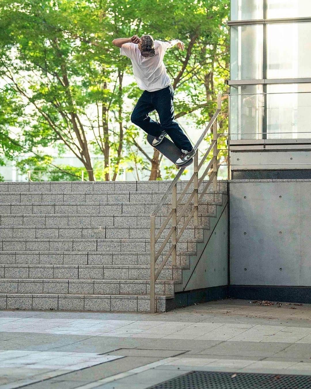 The Berricsさんのインスタグラム写真 - (The BerricsInstagram)「@nikesb drops a 7 minute part of @yutohorigome hitting the streets of Tokyo, Japan to celebrate the release of his new Nike SB Dunk Low. Join Yuto as he hits his hometown to handle heavy handrails, sail down massive stair sets, shows love to his local spots, and close out his part with a jaw-dropping ender that will literally make your head spin.  🎥 @braden.gonzales  📸 @nobuo_iseki   Click the link in bio to check out Yuto’s part and more now showing on TheBerrics.com!  #skateboardingisfun #berrics」8月26日 4時18分 - berrics