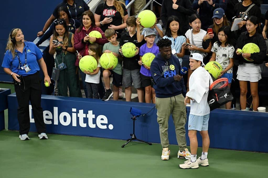 ディエゴ・シュワルツマンのインスタグラム：「@usopen 😎😏✅🔥🎾 // 📸 @pstaples1」