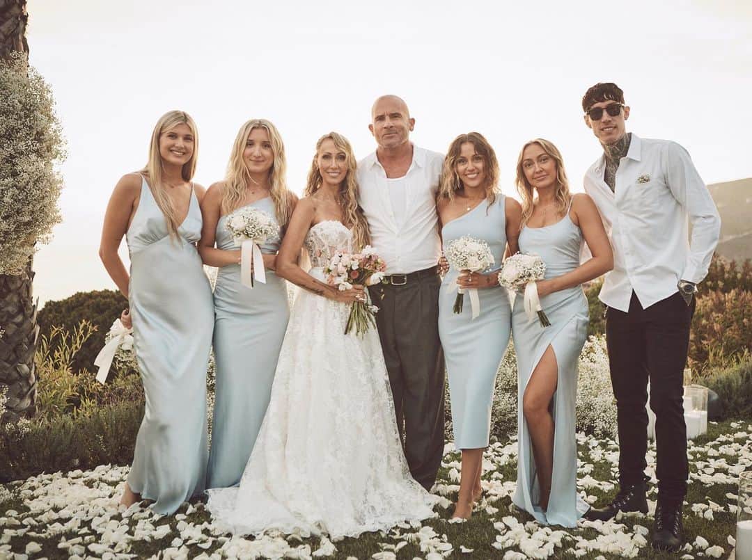 ブランディ・グレン・サイラスのインスタグラム：「Cheers to @tishcyrus @dominicpurcell and the most magical day celebrating their love ❤️🥂  Photos by @photo_glendale & @vijatm for @vogueweddings」