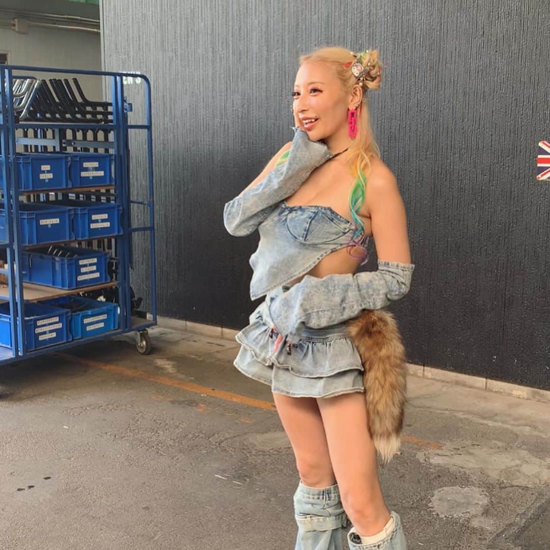 のインスタグラム：「2023年8月25日1時50分〜 ウリマンTVありがとうございました❤️ 見逃した！って方もTverで見れるよ♡  #加藤紗里」