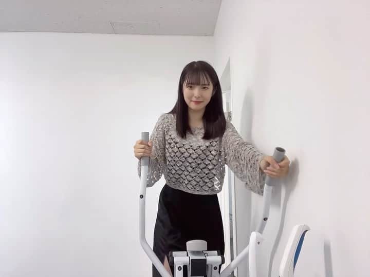 大塚七海のインスタグラム：「運動運動！ だってお昼にラーメン食べたからね」