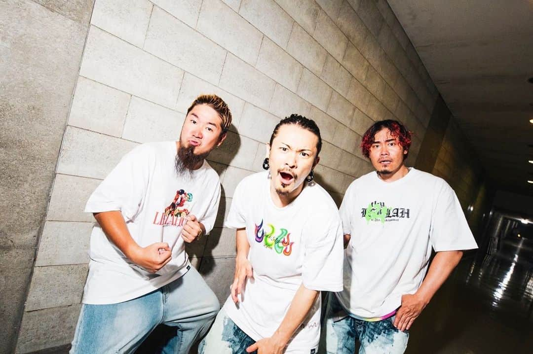 WANIMAのインスタグラム：「Catch Up TOUR -1Time 1Chance-   京都編 岐阜・長良川編 栃木・宇都宮編   Photo by Jon…   #WANIMA」