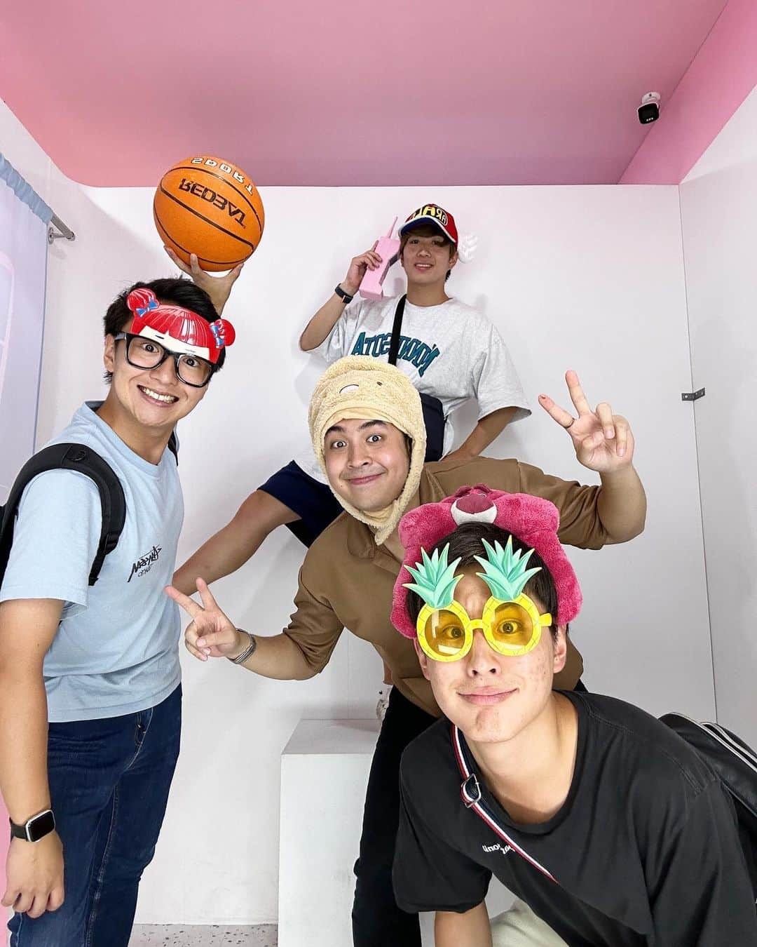 大塚稜馬さんのインスタグラム写真 - (大塚稜馬Instagram)「Random photobox with the boys!!😂😂 Wkakakak seru! Tungguin series Wasedaboys World Trip edisi China-Hongkong-Taiwan yahh!!」8月26日 19時03分 - otk_rym