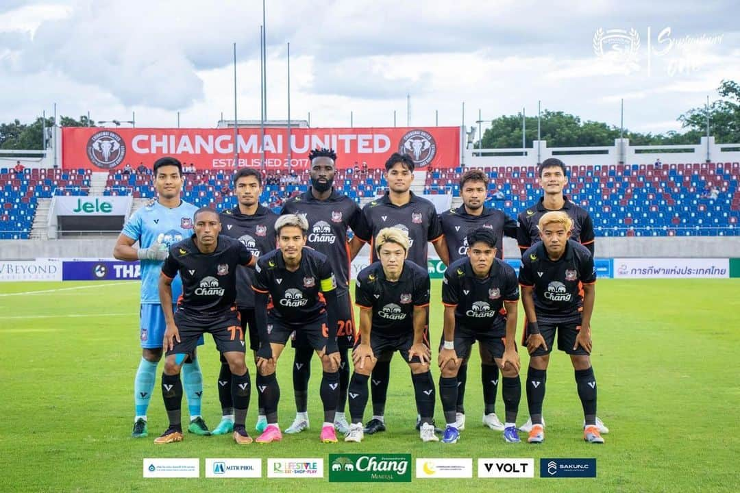 馬場悠企さんのインスタグラム写真 - (馬場悠企Instagram)「From here☝️ Thanks for your support.  #suphanburi #volt #thaileague #football #soccer #37」8月26日 19時05分 - yuki_bamba32