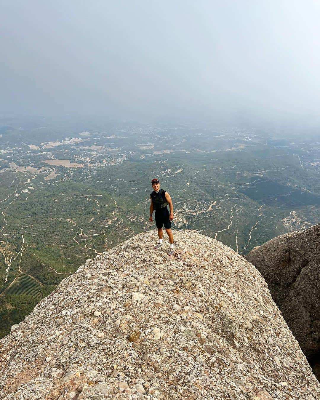 中上貴晶さんのインスタグラム写真 - (中上貴晶Instagram)「📍Sent Jeroni, Montserrat ⛰️  Have a good weekend everyone 😋」8月26日 19時21分 - takanakagami