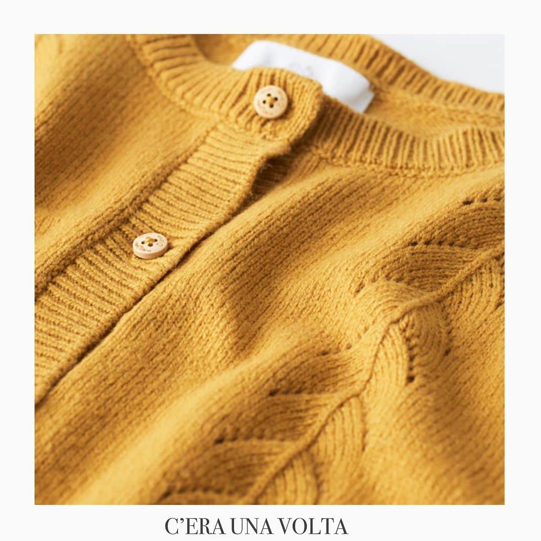 LILI et NENEさんのインスタグラム写真 - (LILI et NENEInstagram)「_ C'ERA UNA VOLTA イタリア語で「むかし、むかし」を意味する「C’ERA UNA VOLTA（チェラ ウナ ボルタ）」は、2015年に創立されたイタリアン子ども服ブランド。クリエーティブの核となるエマヌエラとブランドディレクターのパオラを中心に、「ありのままの子どもたちの美しさを引き出す」をモットーに、世代を超えて永遠に愛される普遍的なデザインを追求。本国イタリアの他、アメリカや中国などで人気を博しています。デザイナーのエマヌエラは長年の親日家で、20年前に日本へ移住。フランス、中国、韓国で暮らした後、現在は再び日本に生活拠点を置いて精力的にコレクションを発表しています。  ． @lilietnene プロフィールリンクよりリリエネネオンラインショップへ ． @lilietnene_paris  大好きなパリの日常をお届けする。 ． #lilietnene タグ付けして投稿して頂ければ嬉しいです。  #C'ERA UNA VOLTA #チェラウナボルタ＃オシャレキッズ#ベビーファッション#キッズファッション #子供服 #lilietnene #リリエネネ #海外子供服セレクトショップ #kidsfashion #babyfashion #gift #女の子のママ#女の子ベビー#娘服#むすめ服#姉妹#お揃いコーデ#ベビー服#海外子供服 #キッズコーデ#キッズ  #キッズコーデ女の子 #ベビーコーデ #ベビーコーデ女の子」8月26日 19時22分 - lilietnene