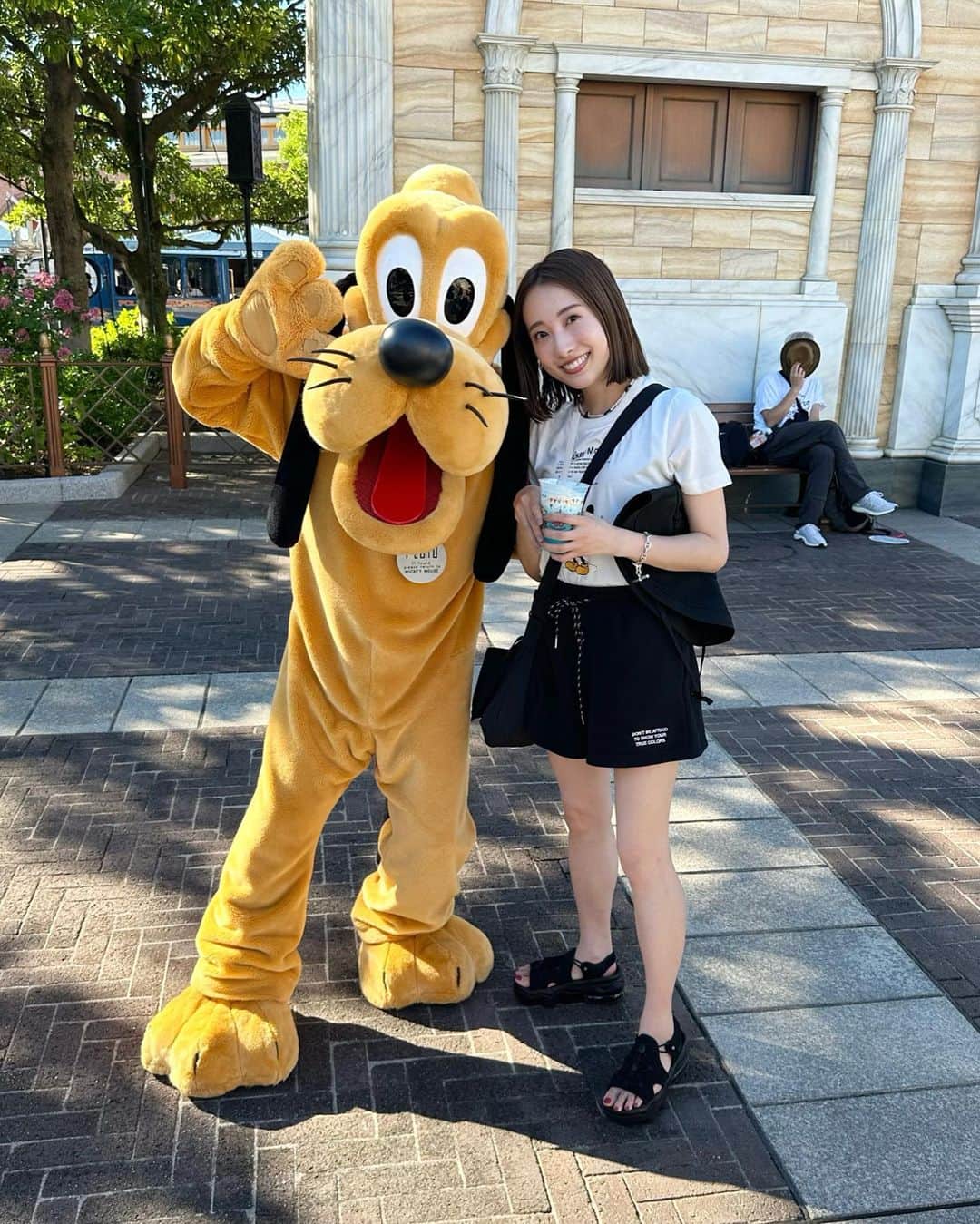 冨張愛さんのインスタグラム写真 - (冨張愛Instagram)「Disney Sea⚓︎ 毎週来たいです🙋‍♀️ 質問頂いたお洋服やネックレスタグ付しました☑︎」8月26日 19時28分 - megumitomihari