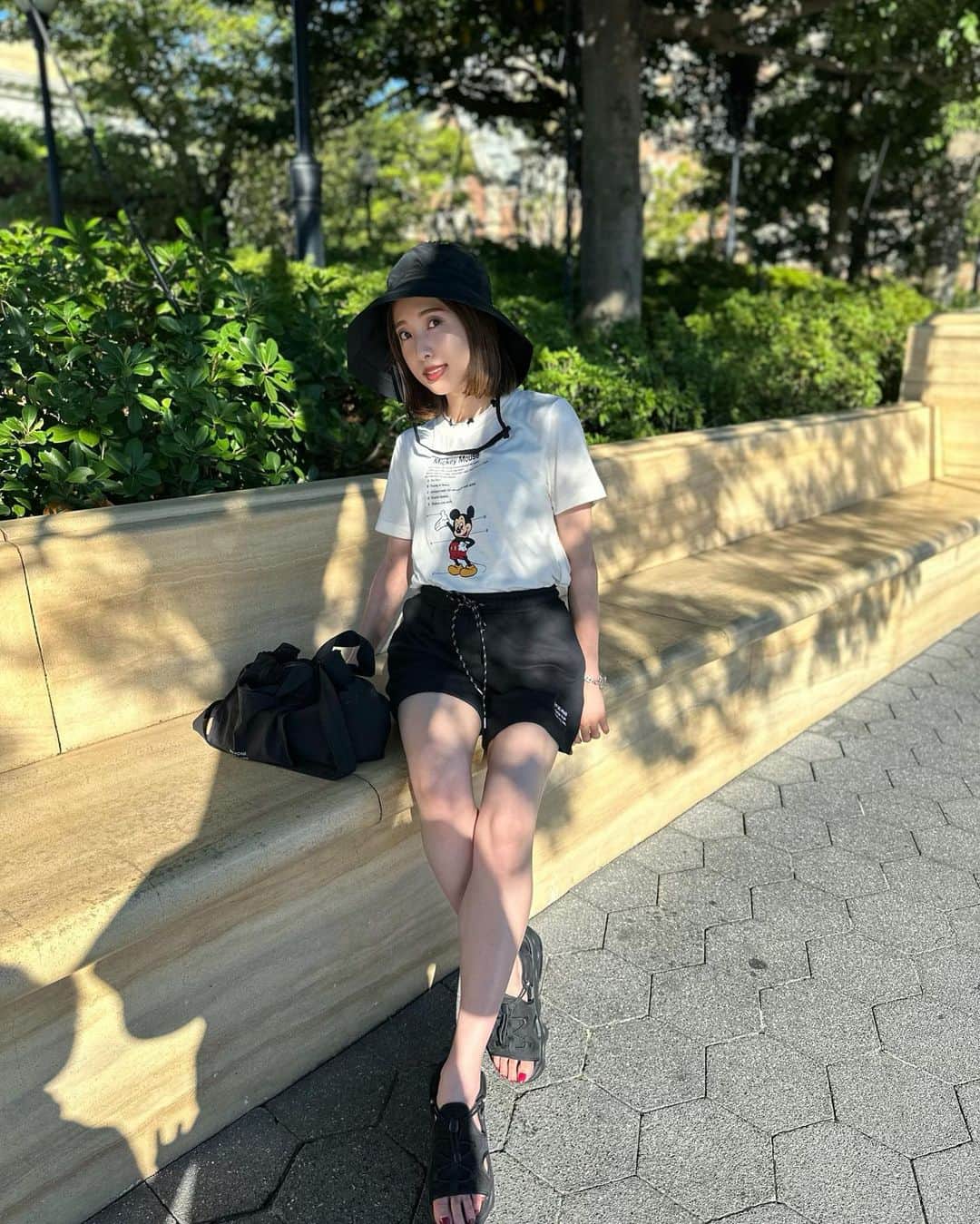 冨張愛さんのインスタグラム写真 - (冨張愛Instagram)「Disney Sea⚓︎ 毎週来たいです🙋‍♀️ 質問頂いたお洋服やネックレスタグ付しました☑︎」8月26日 19時28分 - megumitomihari